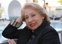 María Teresa Chacín, el   canto  que  reta  al   tiempo